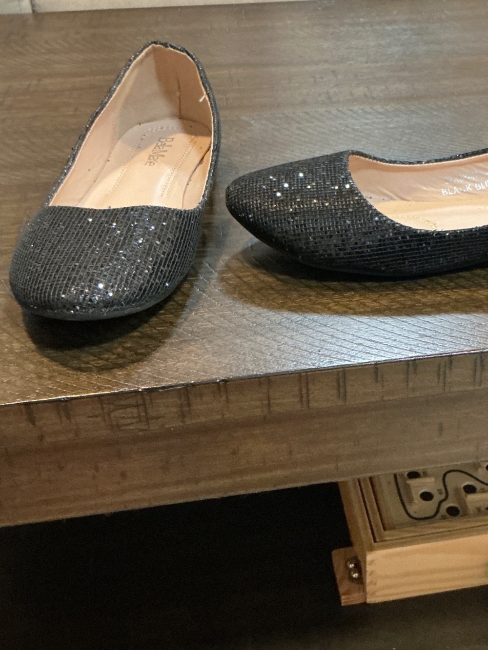 Flats - Picture 3 of 3